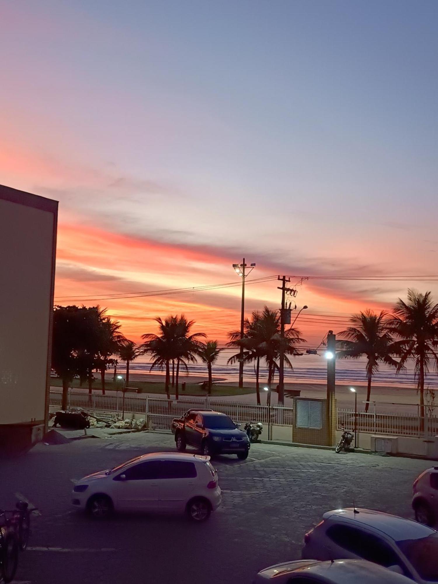 Kitnet em frente a Praia Praia Grande  Eksteriør bilde